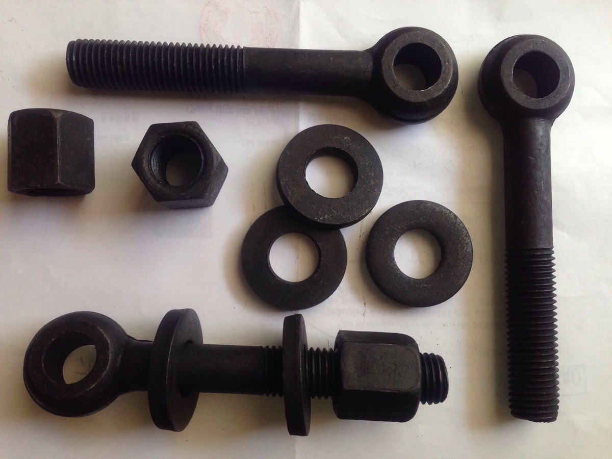 Bulong tai hồng 8.8 ( eye bolt 8.8)